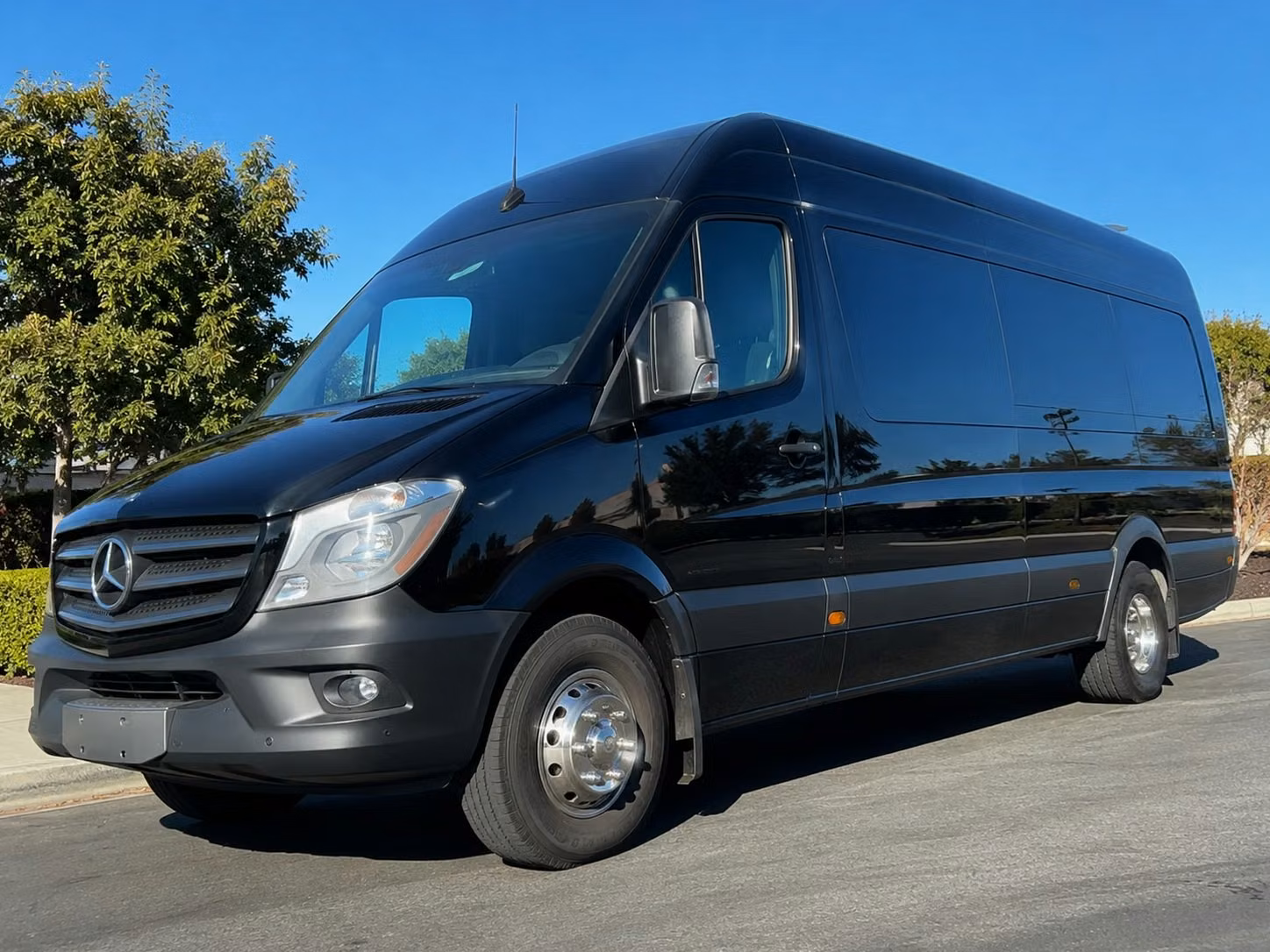 corporate event bus rentals in beaumont