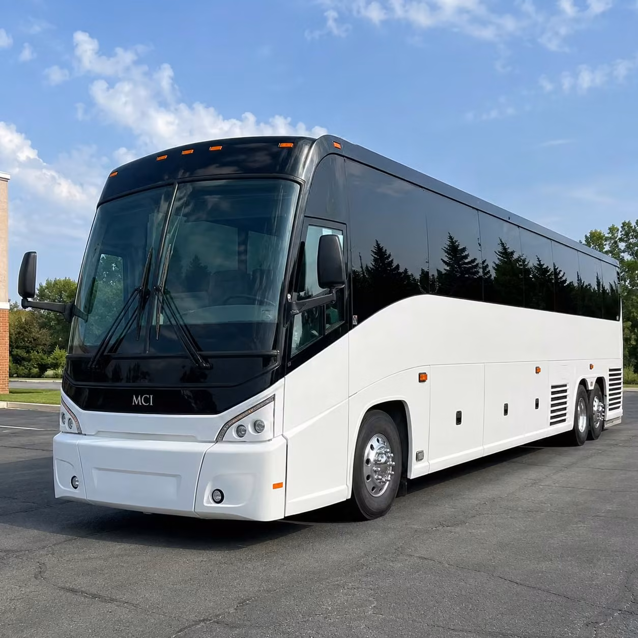 multi day charter bus rentals for beaumont groups traveling far